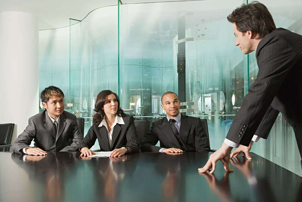 老板开会,员工为什么不说真话?